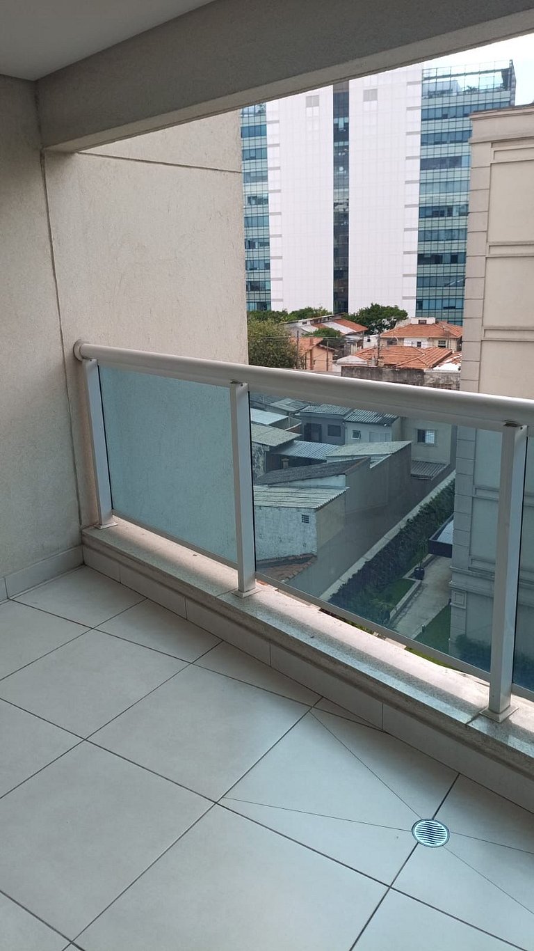 Summit 505 | Piscina, tenis y metro en Faria Lima