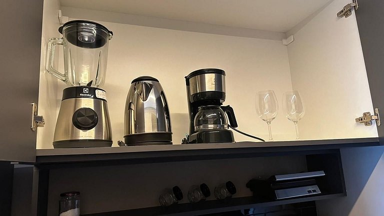 Domingos Vila Mariana Eighteen