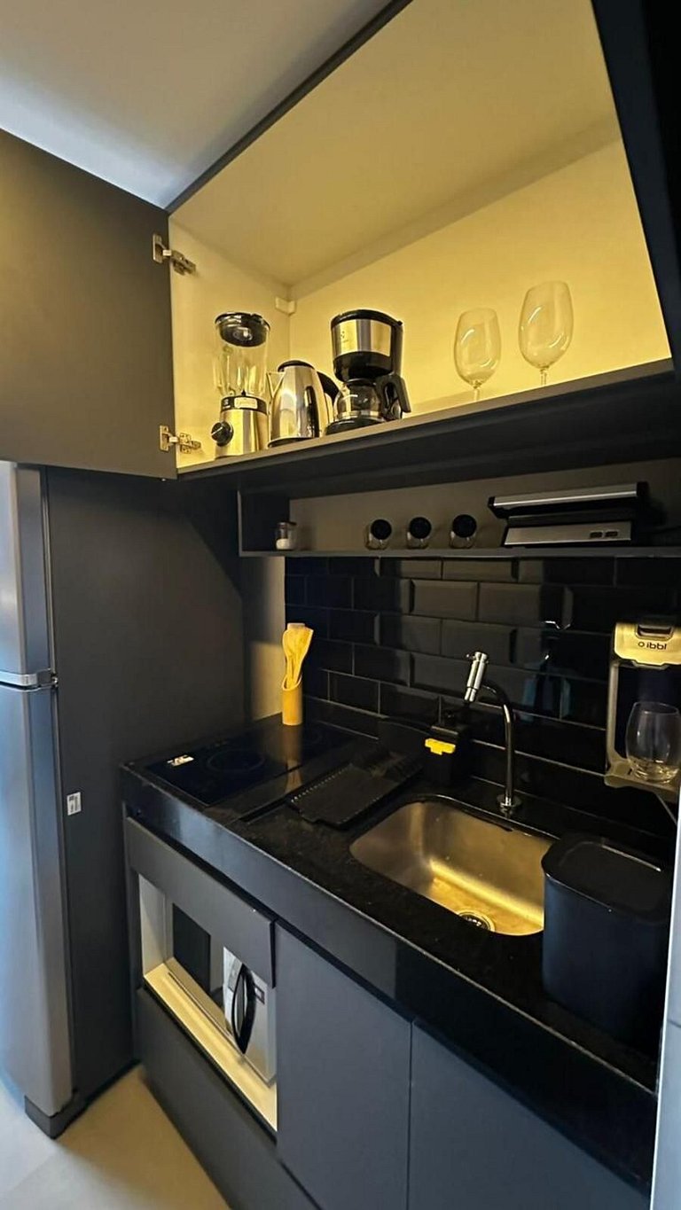 Domingos Vila Mariana Eighteen