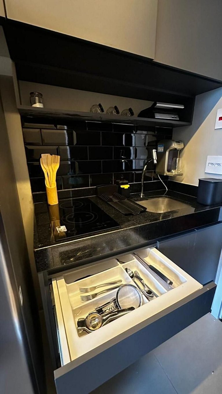 Domingos Vila Mariana Eighteen