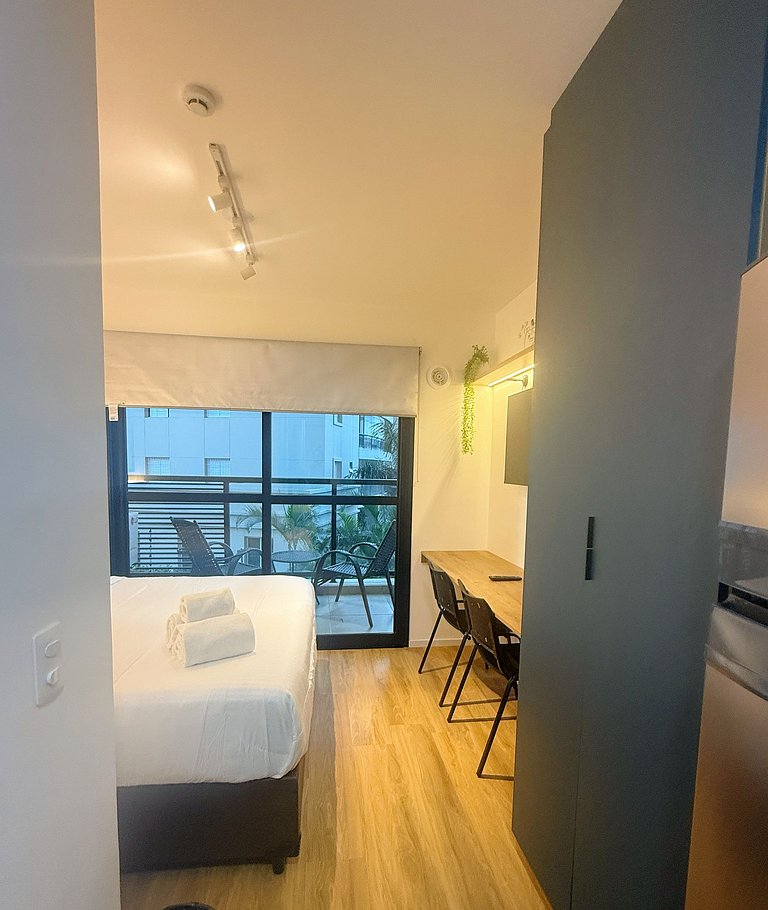 WL Living Bstay Four