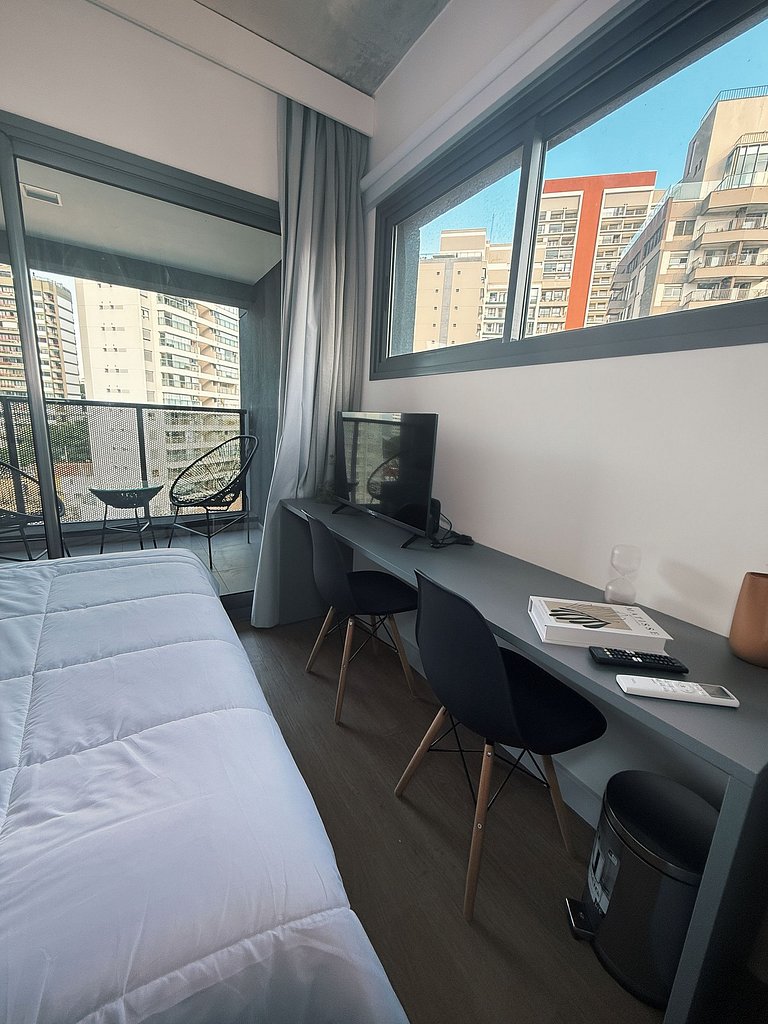 Vila Madalena Living Five