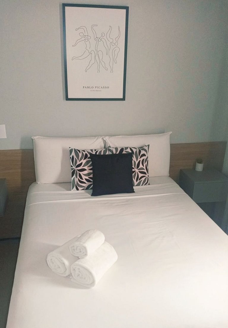 Domingos Vila Mariana Seventeen