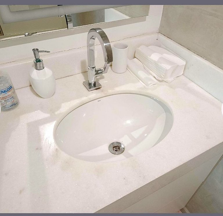 Hub Vila Madalena Four