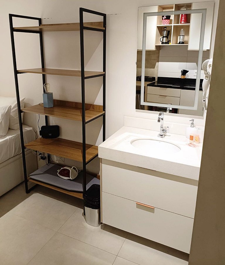 Hub Vila Madalena Four