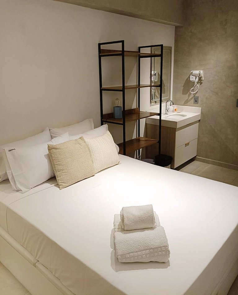 Hub Vila Madalena Four