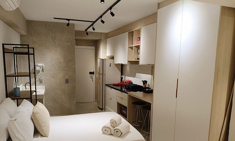 Hub Vila Madalena Four