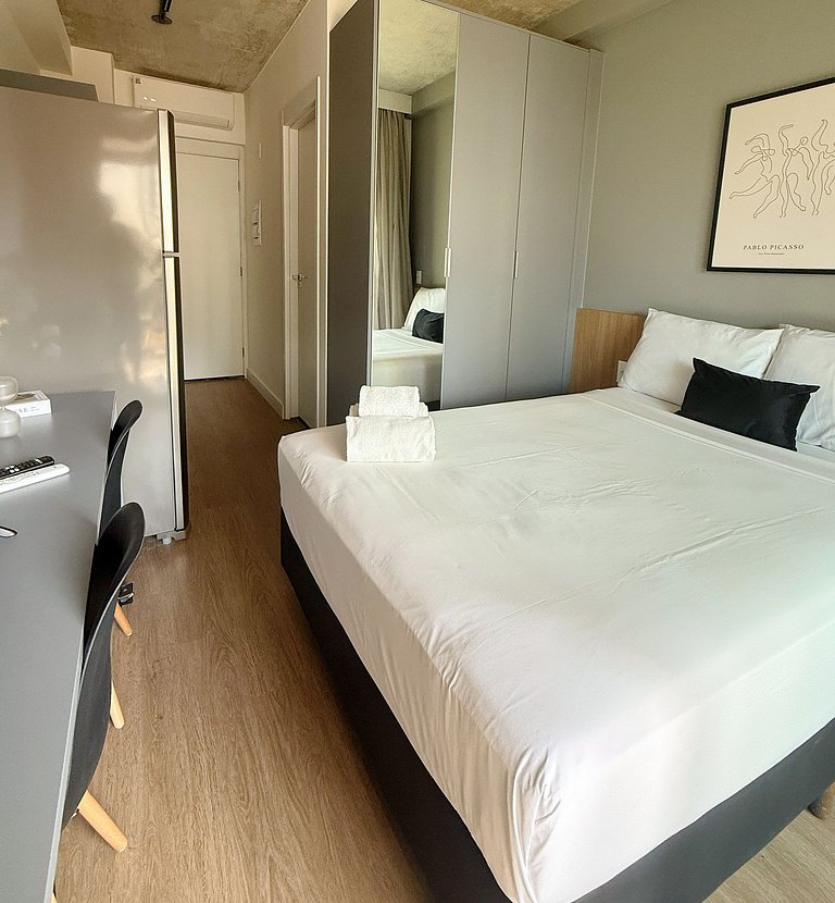 Vila Madalena Living Five