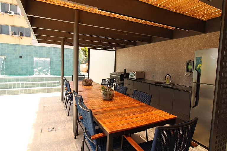 Dias Downtown Four