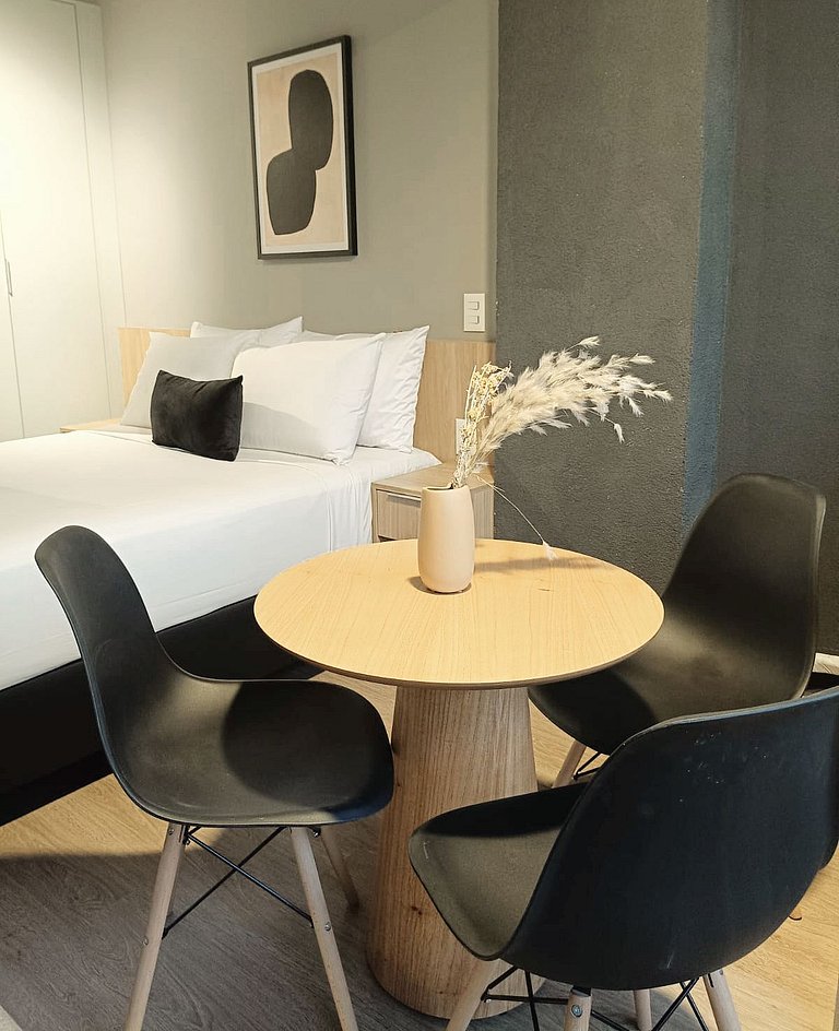 Vila Madalena Living Eight
