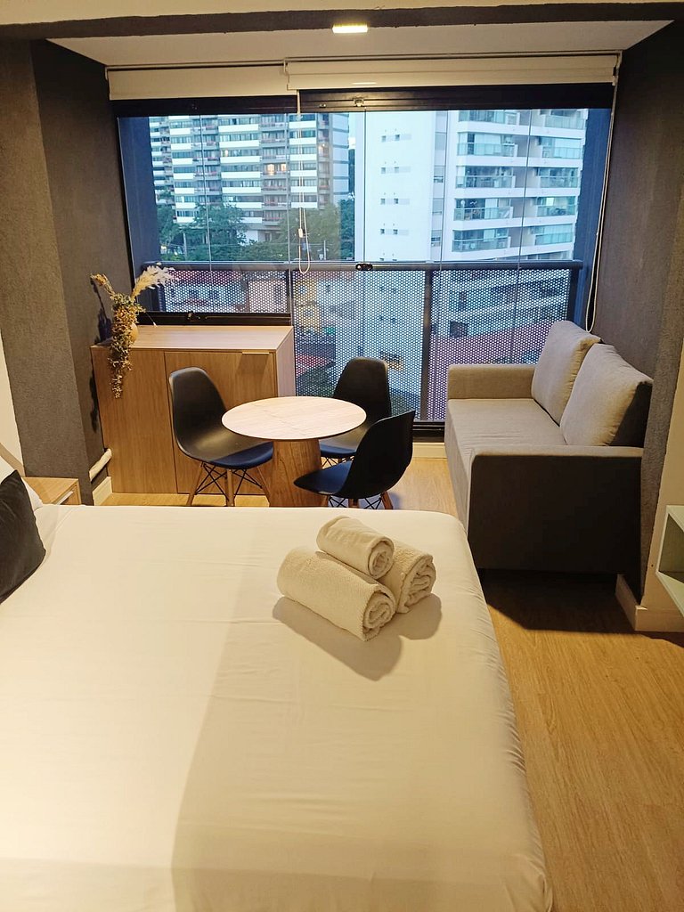 Vila Madalena Living Eight