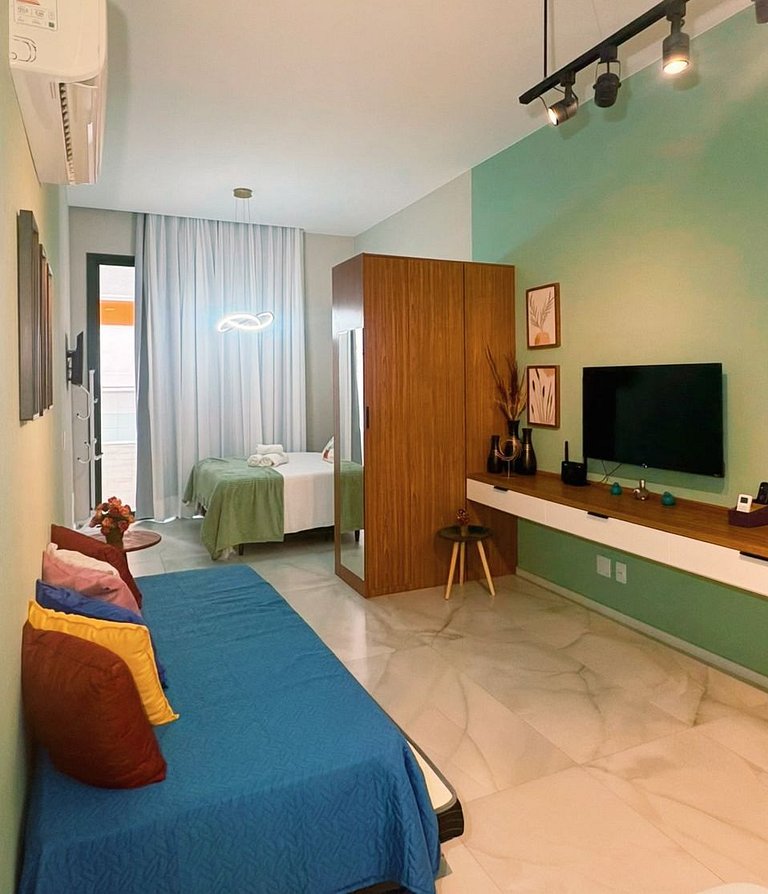 Dias Downtown Five