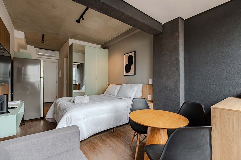 Vila Madalena Living Eight