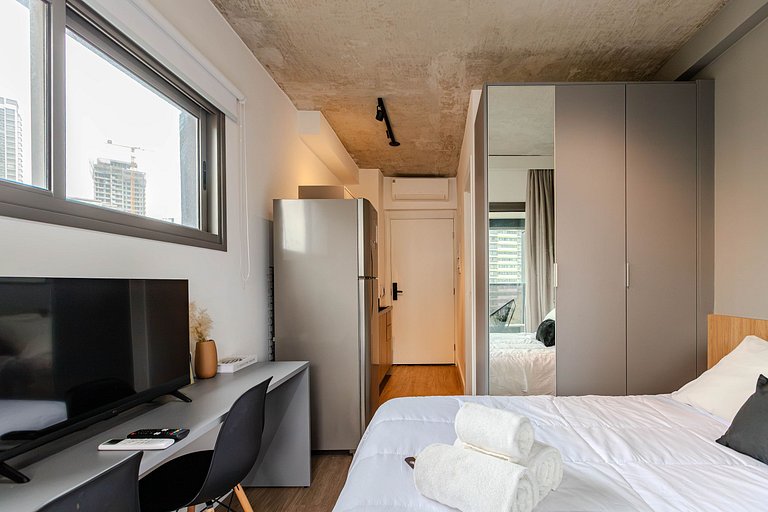 Vila Madalena Living Five