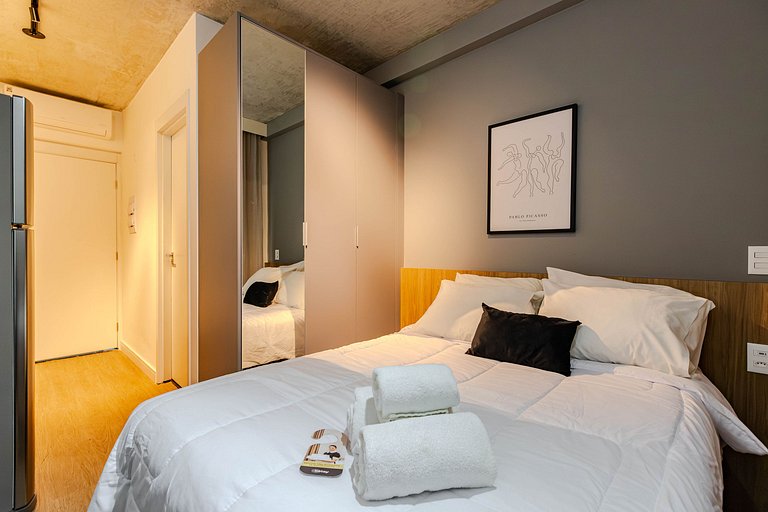 Vila Madalena Living Five