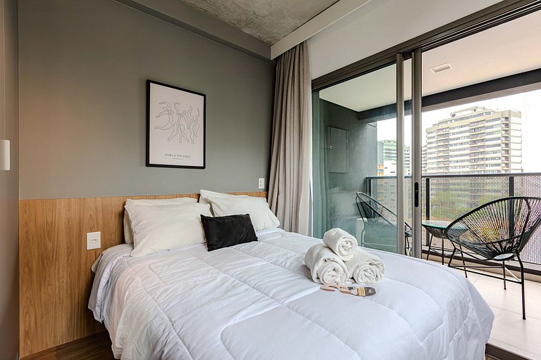 Vila Madalena Living Five