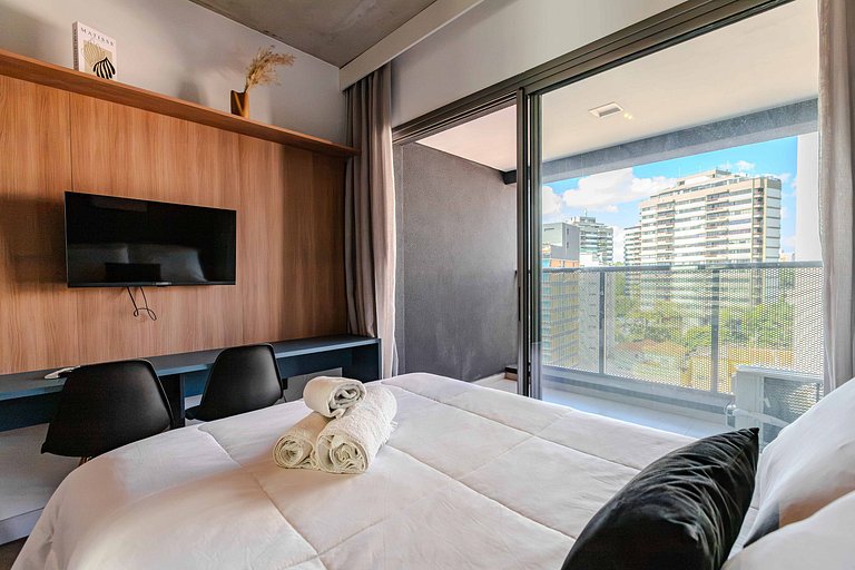 On Vila Madalena 1309 | Mobilidade e Boemia