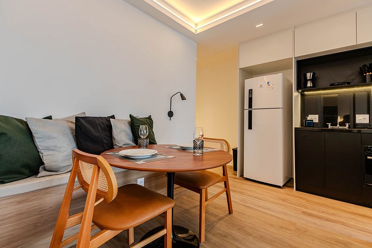 Gabriel Bstay 113 | Design perto da Oscar Freire