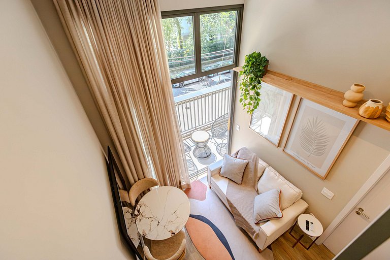 Versa Brooklin 1005 | Duplex, Metrô e Consulado