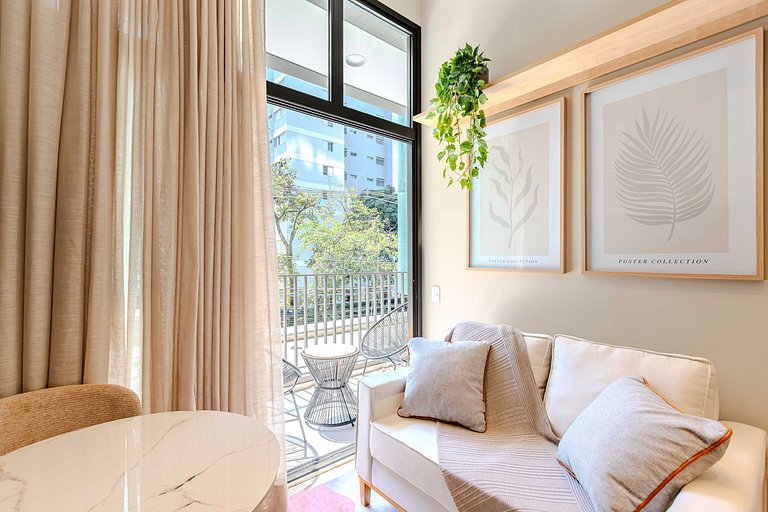 Versa Brooklin 1005 | Duplex, Metrô e Consulado