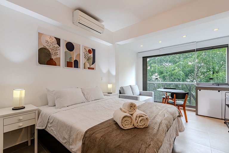 Hub VM 4007A  | Peace in bohemian Vila Madalena