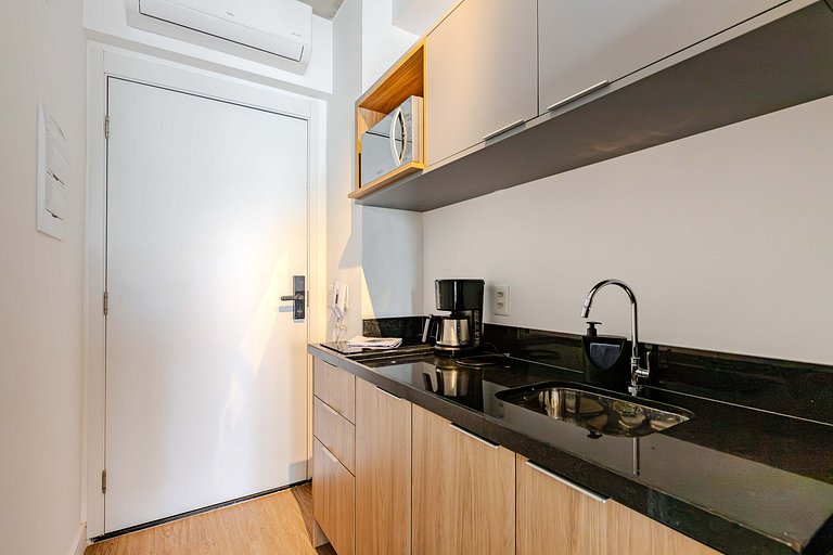 On Vila Madalena 1009 | Mobilidade e boemia