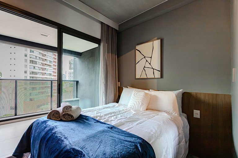 On Vila Madalena 1009 | Mobilidade e boemia
