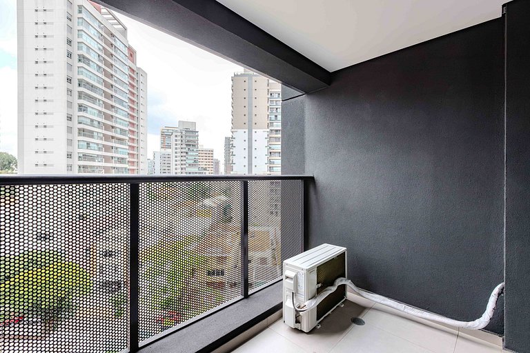 On Vila Madalena 1009 | Mobilidade e boemia